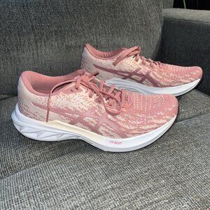 Pre Owned Womens ASICS Dynablast 2 Running Shoes. Size 8. Awesome Shoes!!! Pink.